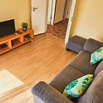 2 Bedroom Sol De Linda-a-velha Appartement *