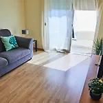 2 Bedroom Sol De Linda-a-velha *