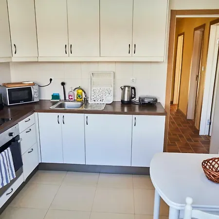 Lejlighed 2 Bedroom Sol De Linda-a-velha *