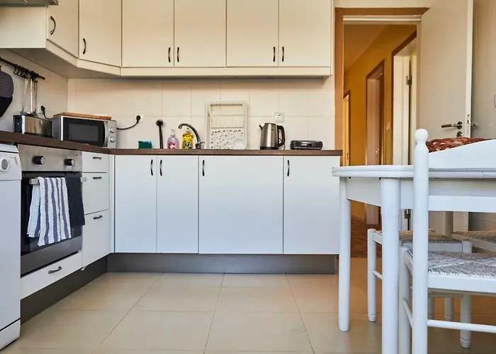 2 Bedroom Sol De Linda-a-velha Apartman *