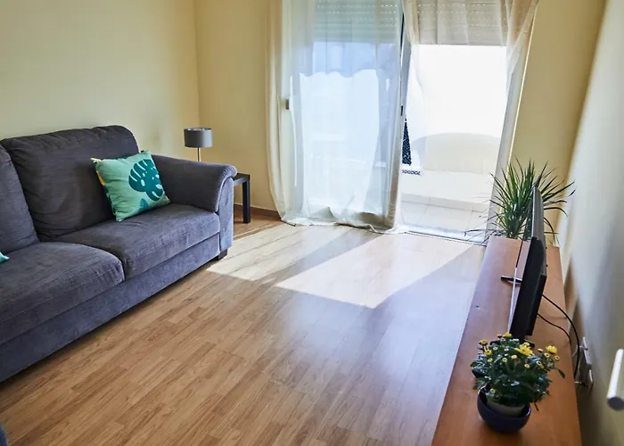 2 Bedroom Sol De Linda-a-velha *